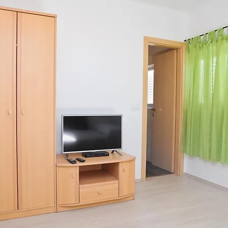 罗克公寓酒店 公寓 扎达尔