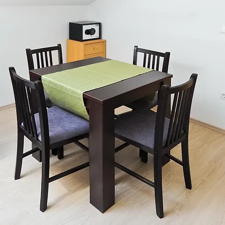 Apartment Apartmani Roko Zadar