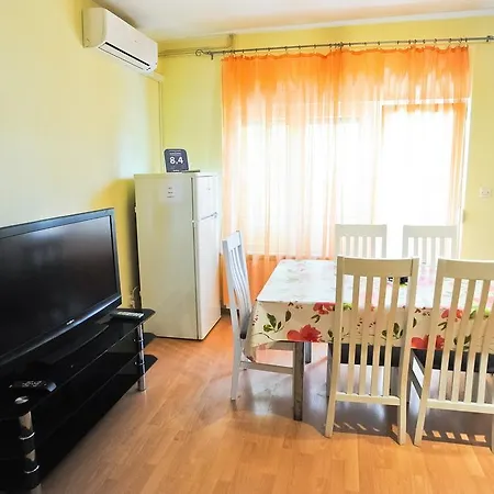 Apartmani Roko Apartment