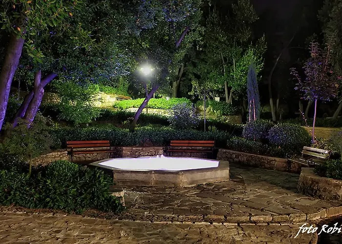 Апартаменти Roko *