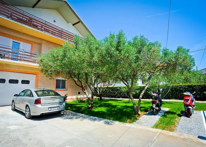 Roko Апартаменти Задар